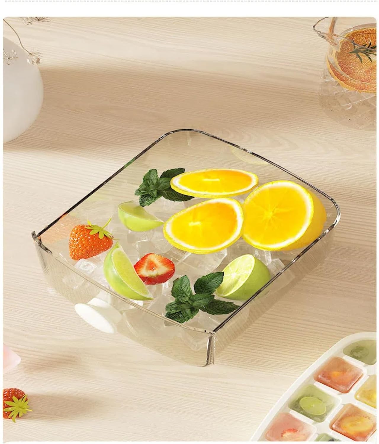 Pressing Ice Cube Molds, Ice Making Boxes and Ice Hockey Tools For Freezing