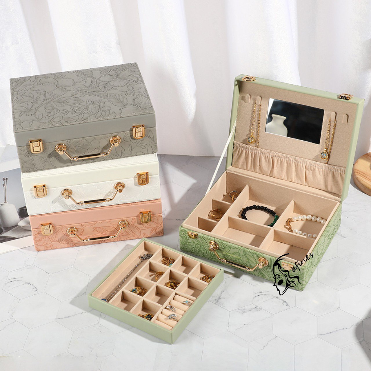 Luxury self Textured Leather Jewelry Case