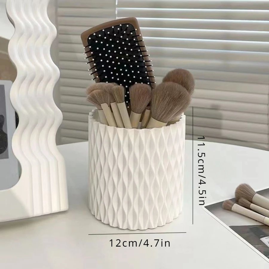 Rotatable Makeup Brushes Storage Box. (High Quality)