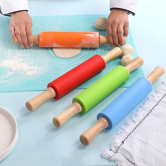 Wooden Handle Non Stick Silicone Rolling Pin