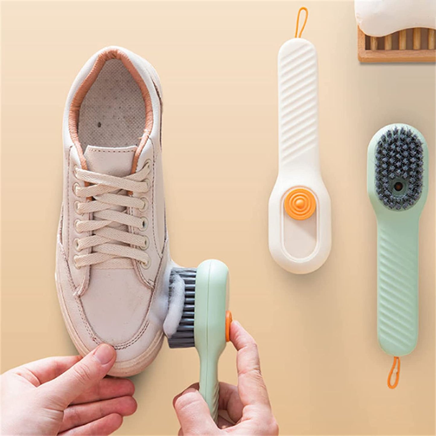 Multifunctional Liquid Shoe Brush, Press Type Soft Bristle Shoe Cleaning Brush
