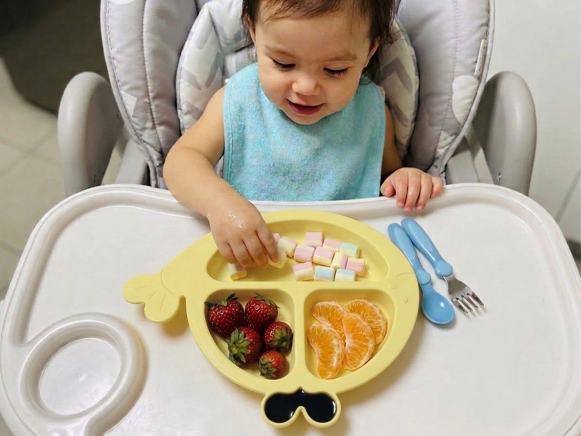 Cute Whale-Shaped Divided Toddler Plate | Colorful Kids Feeding Tray