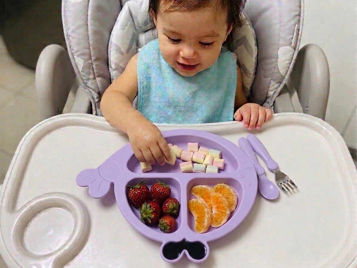 Cute Whale-Shaped Divided Toddler Plate | Colorful Kids Feeding Tray