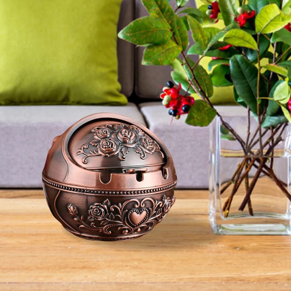 Creative Retro Ashtray Ball