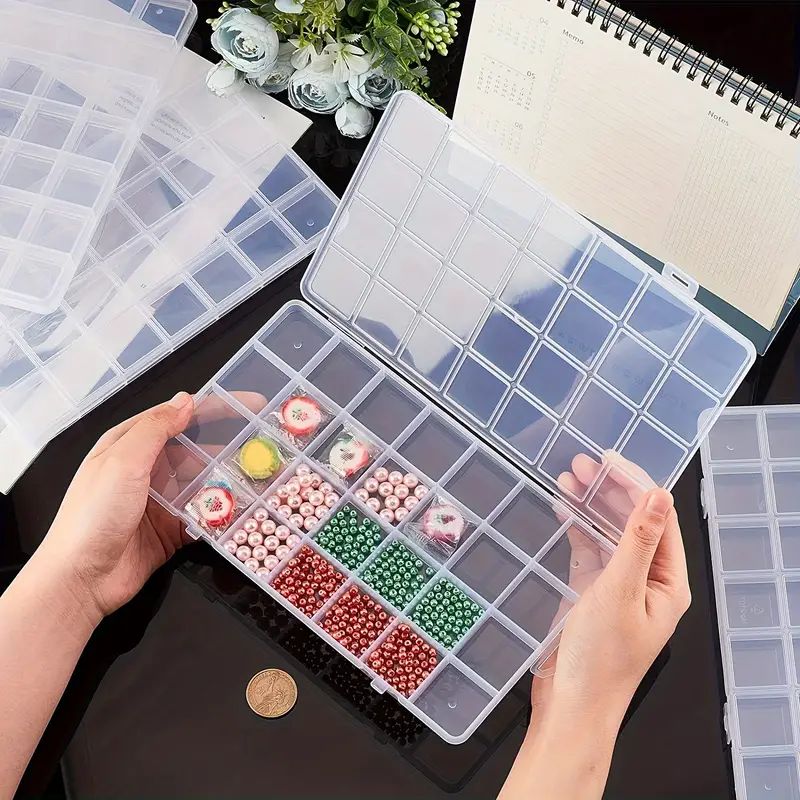 28 Grids Rectangle Plastic Jewelry Airing Storage Box