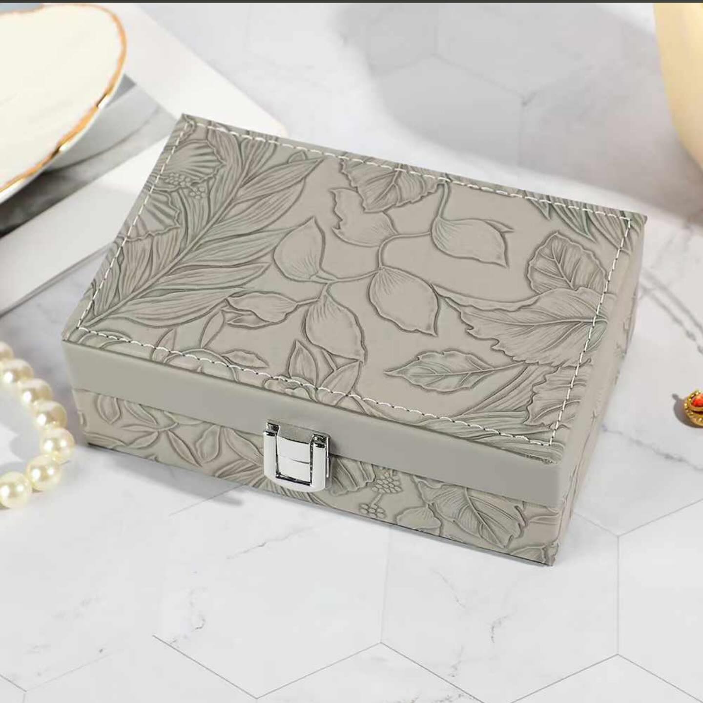 Luxury self Textured Leather Jewelry Case
