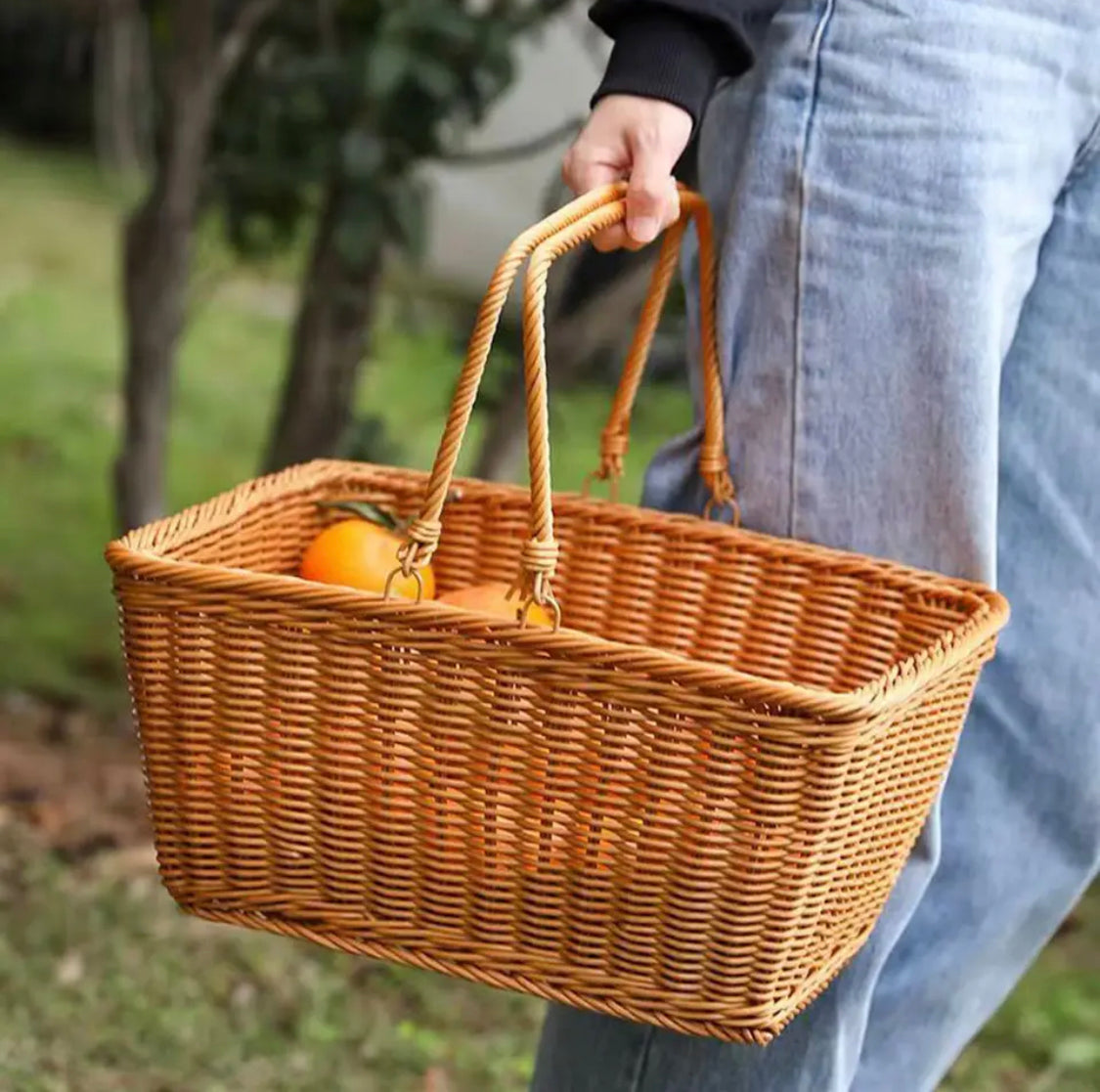 Woven Picnic Basket, Water Bread Service Box, Light Weight Imit