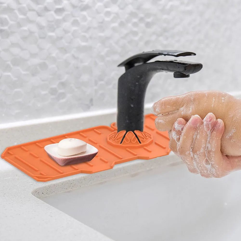 1Pcs Silicone Splash Paid Kitchen And Bathroom Accessories