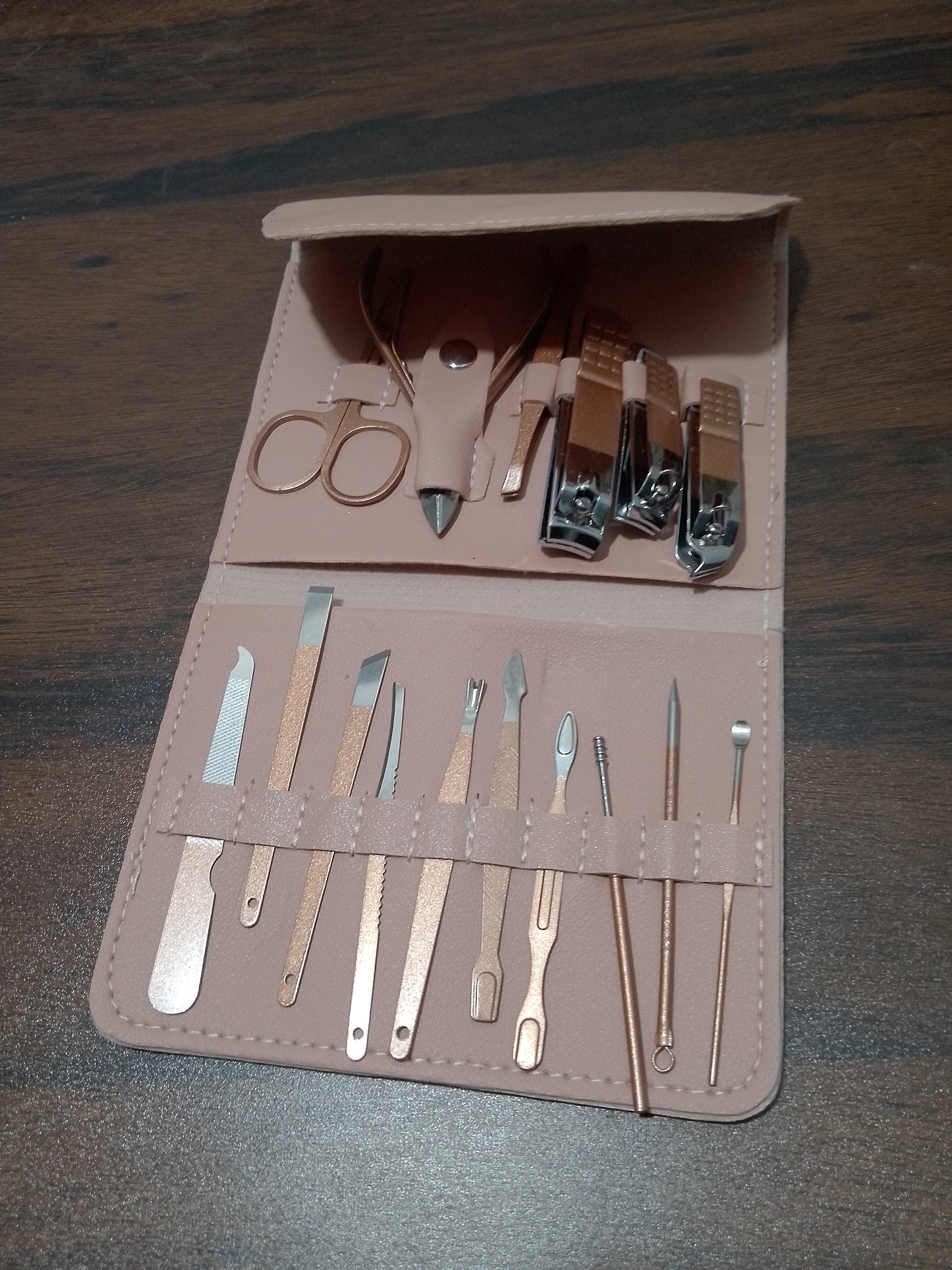 16 PCS Professional Nail Clipper Manicure Pedicure Set With Leather Case (Premium Quality)
